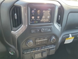 Chevrolet Silverado 1500 Custom Trail Boss 4WD Crew Cab 157" 2026