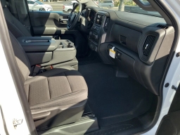 Chevrolet Silverado 1500 Custom Trail Boss 4WD Crew Cab 157" 2026