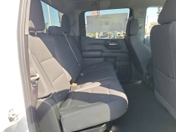 Chevrolet Silverado 1500 Custom Trail Boss 4WD Crew Cab 157" 2026