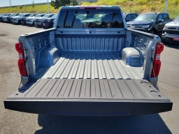 Chevrolet Silverado 1500 Custom Trail Boss 4WD Crew Cab 147" 2026
