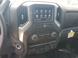 Chevrolet Silverado 1500 Custom Trail Boss 4WD Crew Cab 147" 2026