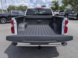 Chevrolet Silverado 1500 LT 4WD Crew Cab 147" 2026