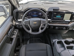 Chevrolet Silverado 1500 LT 4WD Crew Cab 147" 2026