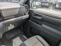 Chevrolet Silverado 1500 LT 4WD Crew Cab 147" 2026