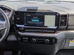 Chevrolet Silverado 1500 LT 4WD Crew Cab 147" 2026