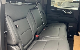 Chevrolet Silverado 1500 LT 4WD Crew Cab 147" 2026