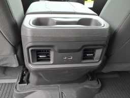 Chevrolet Silverado 1500 LT 4WD Crew Cab 157" 2026