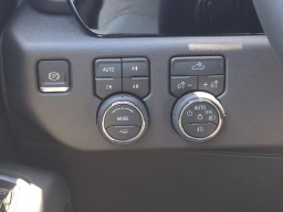 Chevrolet Silverado 1500 RST 4WD Crew Cab 147" 2026