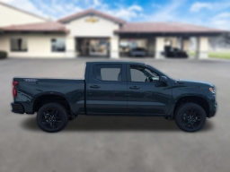 Chevrolet Silverado 1500 LT Trail Boss 4WD Crew Cab 157" 2026