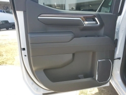 Chevrolet Silverado 1500 LT Trail Boss 4WD Crew Cab 157" 2026
