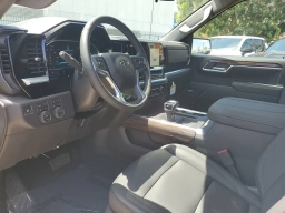 Chevrolet Silverado 1500 LT Trail Boss 4WD Crew Cab 157" 2026