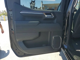 Chevrolet Silverado 1500 LT Trail Boss 4WD Crew Cab 147" 2026