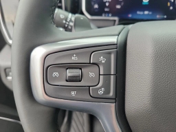 Chevrolet Silverado 1500 LT Trail Boss 4WD Crew Cab 147" 2026