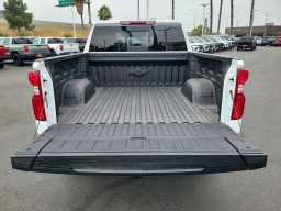 Chevrolet Silverado 1500 LT Trail Boss 4WD Crew Cab 147" 2026