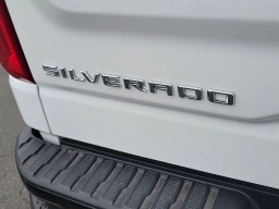 Chevrolet Silverado 1500 LT Trail Boss 4WD Crew Cab 147" 2026