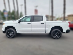 Chevrolet Silverado 1500 LT Trail Boss 4WD Crew Cab 147" 2026