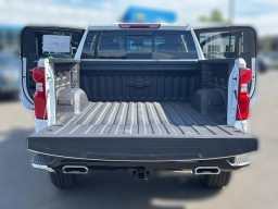 Chevrolet Silverado 1500 LT Trail Boss 4WD Crew Cab 157" 2026