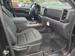 Chevrolet Silverado 1500 LT Trail Boss 4WD Crew Cab 147" 2026