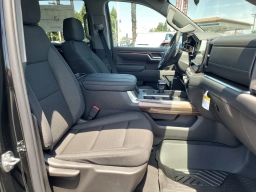 Chevrolet Silverado 1500 LT Trail Boss 4WD Crew Cab 147" 2026