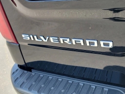 Chevrolet Silverado 1500 LT Trail Boss 4WD Crew Cab 147" 2026