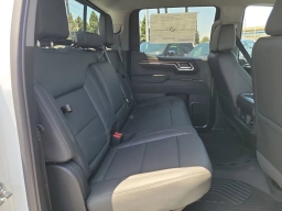 Chevrolet Silverado 1500 LT Trail Boss 4WD Crew Cab 147" 2026