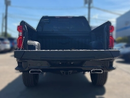 Chevrolet Silverado 1500 LT Trail Boss 4WD Crew Cab 147" 2026