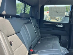 Chevrolet Silverado 1500 LT Trail Boss 4WD Crew Cab 147" 2026
