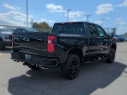 Chevrolet Silverado 1500 LT Trail Boss 4WD Crew Cab 157" 2026