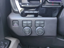 Chevrolet Silverado 1500 ZR2 4WD Crew Cab 147" 2026
