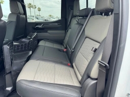 Chevrolet Silverado 1500 ZR2 4WD Crew Cab 147" 2026