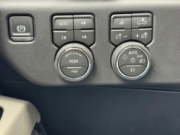 Chevrolet Silverado 1500 ZR2 4WD Crew Cab 147" 2026