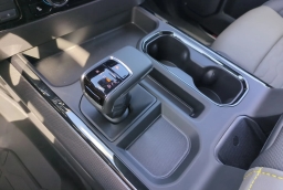 Chevrolet Silverado 1500 ZR2 4WD Crew Cab 147" 2026