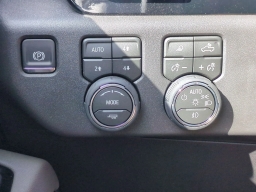Chevrolet Silverado 1500 ZR2 4WD Crew Cab 147" 2026