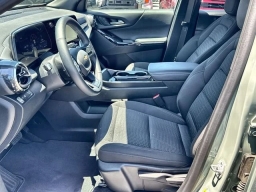 Chevrolet Equinox FWD LT 4dr 2025