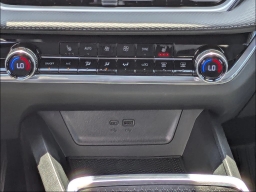 Chevrolet Equinox FWD LT 4dr 2026