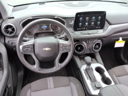 Chevrolet Blazer LT FWD 4dr 2026
