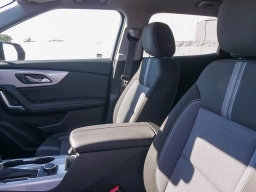 Chevrolet Blazer LT AWD 4dr 2025