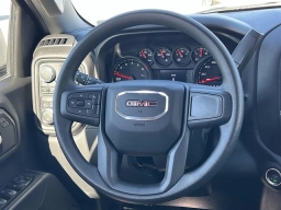 GMC Sierra 1500 Pro 4WD Crew Cab 157" 2026