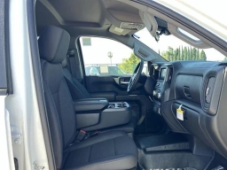 GMC Sierra 1500 Pro 4WD Crew Cab 157" 2026