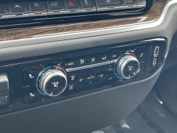 GMC Sierra 1500 Elevation 4WD Crew Cab 147" 2026