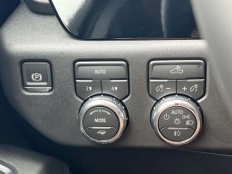 GMC Sierra 1500 Elevation 4WD Crew Cab 147" 2026