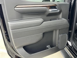 GMC Sierra 1500 Elevation 4WD Crew Cab 147" 2026