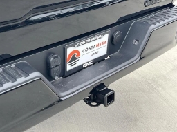 GMC Sierra 1500 Elevation 4WD Crew Cab 147" 2026