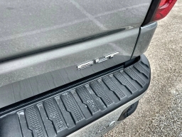 GMC Sierra 1500 SLT 4WD Crew Cab 157" 2026