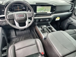 GMC Sierra 1500 SLT 4WD Crew Cab 157" 2026
