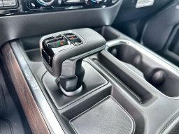 GMC Sierra 1500 SLT 4WD Crew Cab 157" 2026