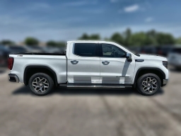 GMC Sierra 1500 SLT 4WD Crew Cab 157" 2026