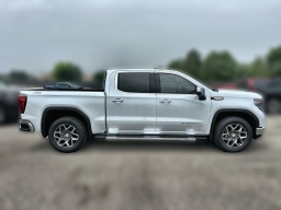 GMC Sierra 1500 SLT 4WD Crew Cab 147" 2026