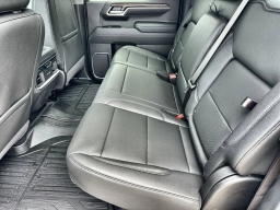 GMC Sierra 1500 SLT 4WD Crew Cab 147" 2026