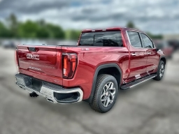 GMC Sierra 1500 SLT 4WD Crew Cab 157" 2026